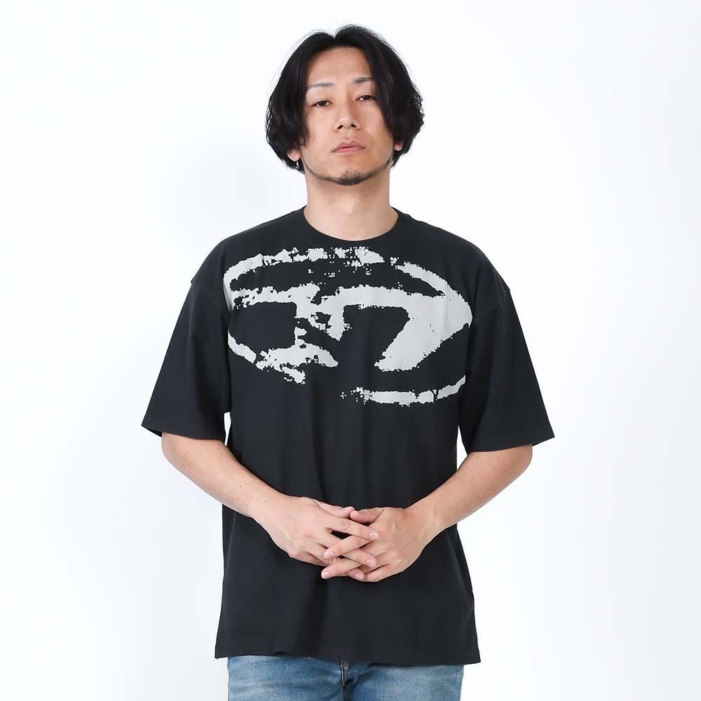 訳あり【新品・国内即発】DIESEL A13049 0DQAU 141A Tシャツ 新品・国内即発】DIESEL A13049 0DQAU 9XX T-BOXT-N14 Tシャツ