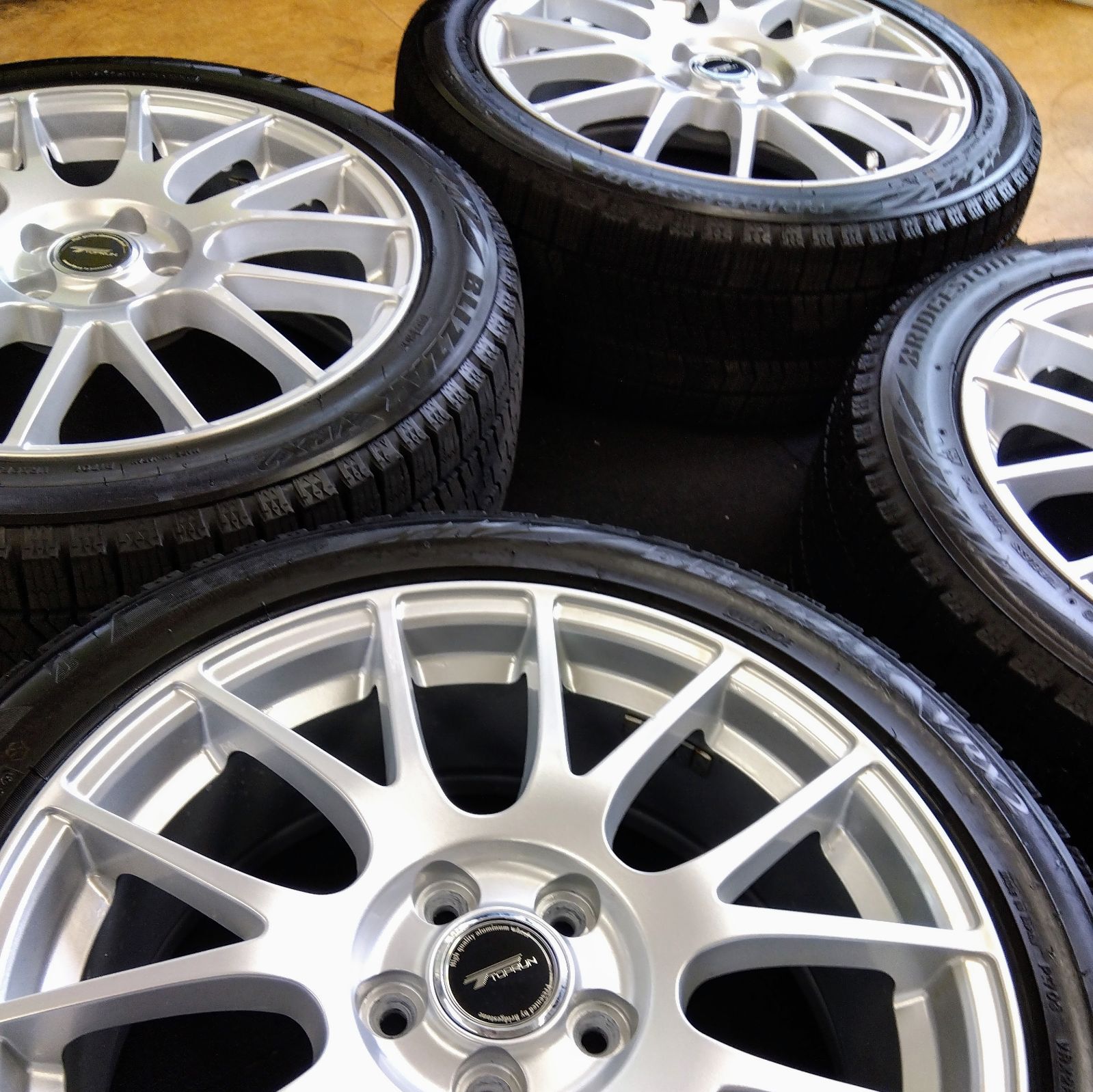 【17×7J＋53】【215/45R17】中古美品 タイヤホイールセット ４本セット ブリヂストン トップラン M7 ホイール 17インチ ブリザック スタッドレス タイヤ