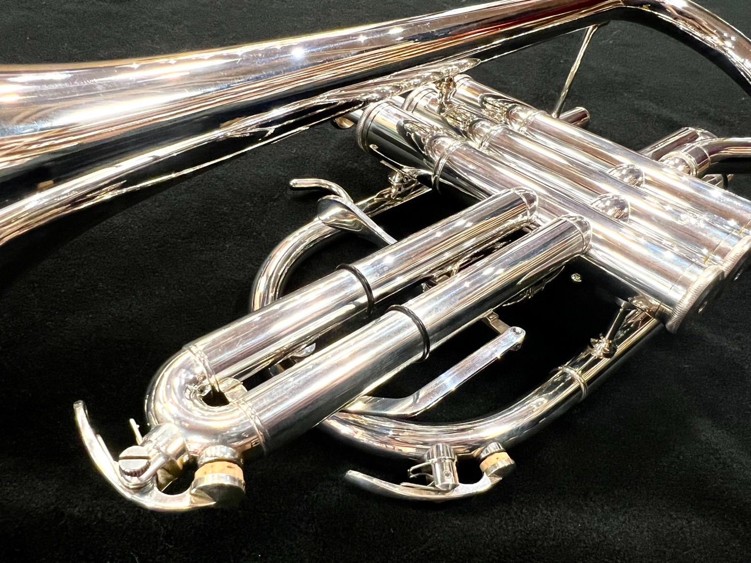 中古】 ヤマハ YCR-8335US B♭コルネット【服部管楽器】 ヤマハ