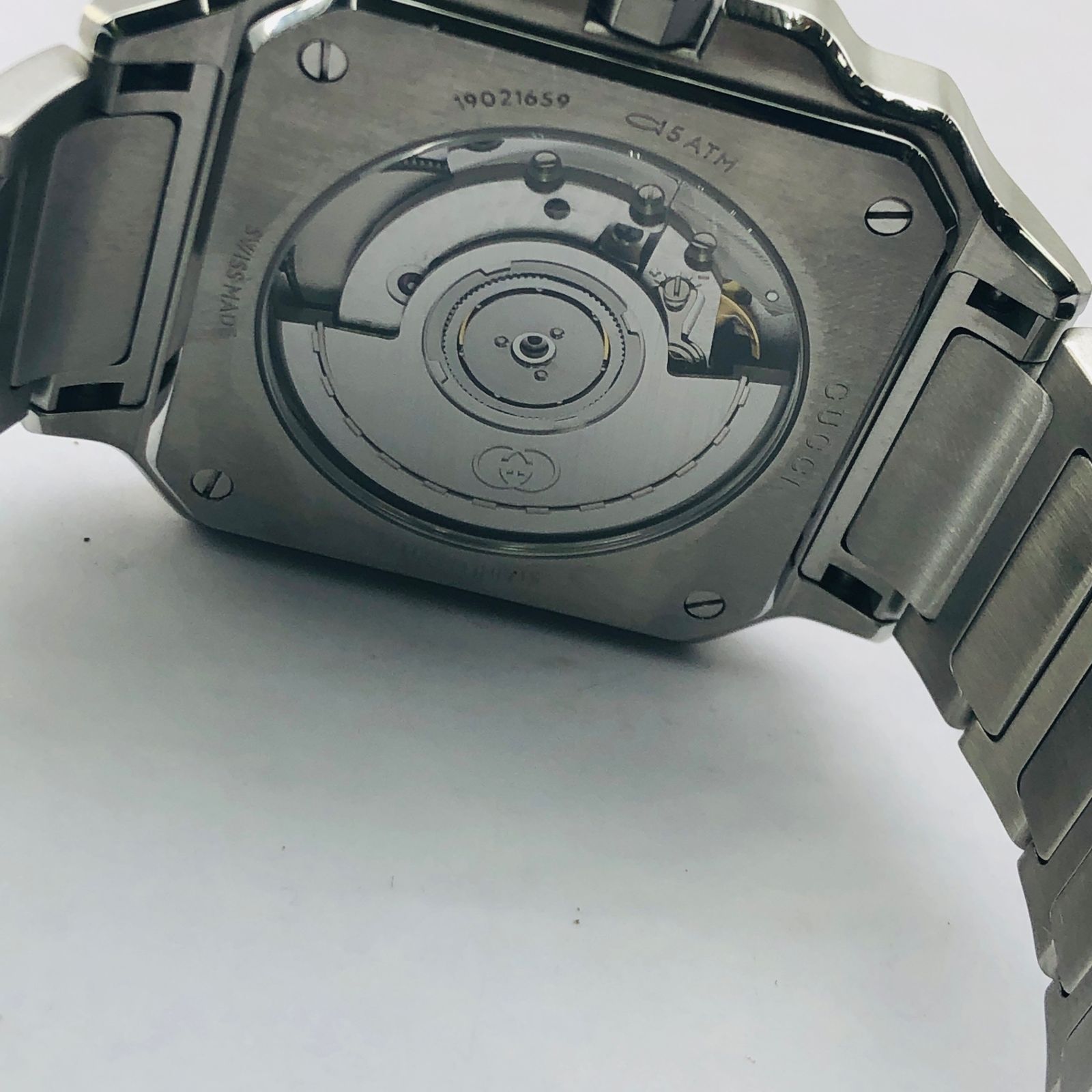 S*i様 【希少】GUCCI 自動巻き ブラックダイヤル 時計 グッチ 時計 GG2570 YA142301 ミディアム ブラックダイアル