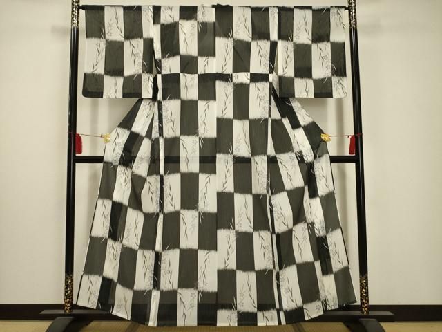 平和屋着物＊夏物 小紋 絽 市松草花文 洗える着物 AABA5622sx