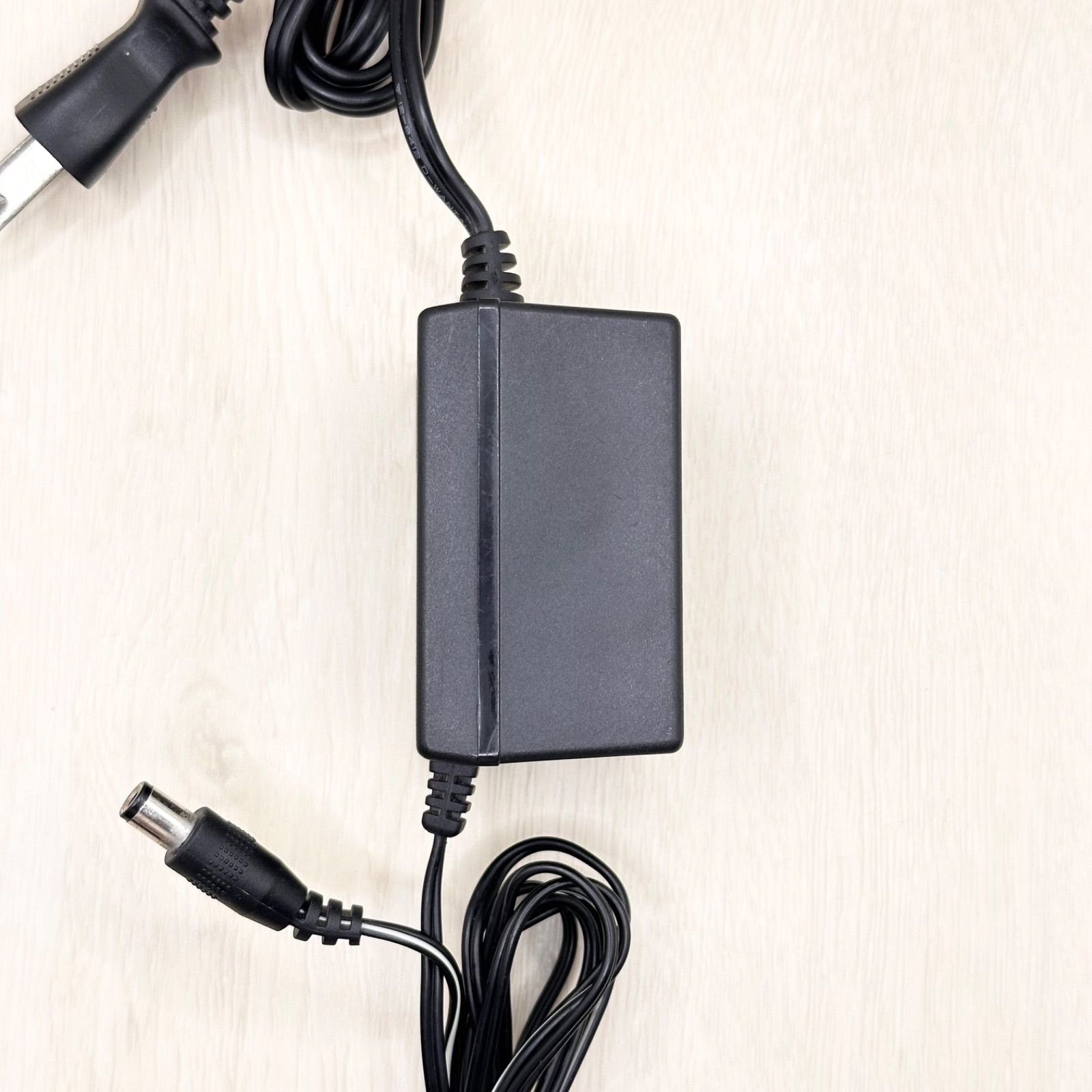 完動品ZOOM G5＋純正アダプター＋純正ソフトケース＋ZOOM G BOOK他 完動品ZOOM G5＋純正アダプター＋純正ソフトケース＋ZOOM G BOOK他 完