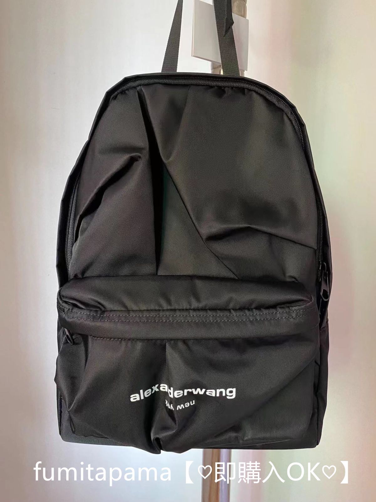 【新品未使用】Alexander wang  折り目リュックです  31*16*42cm