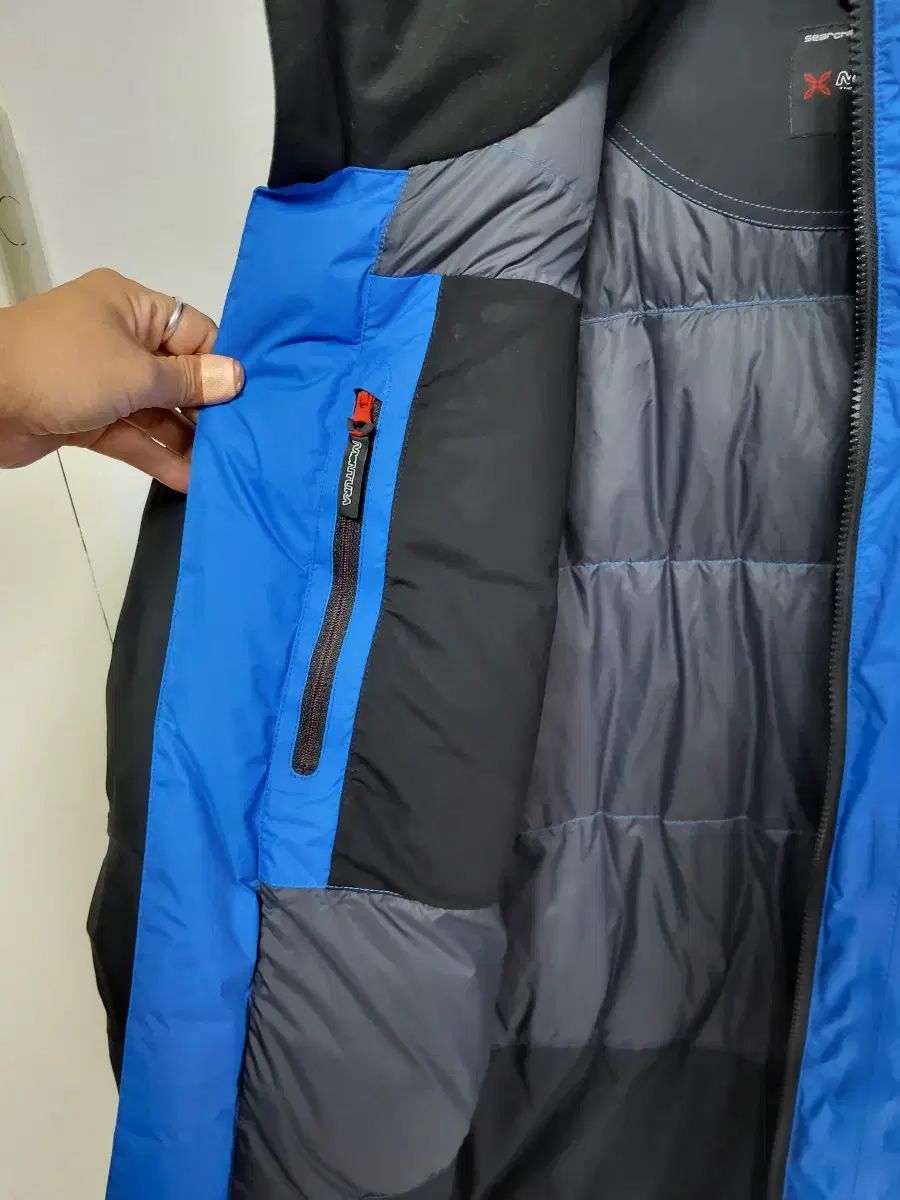  モンチュラ GORE TEX ダウンジャケット Lサイズ その他 アウター