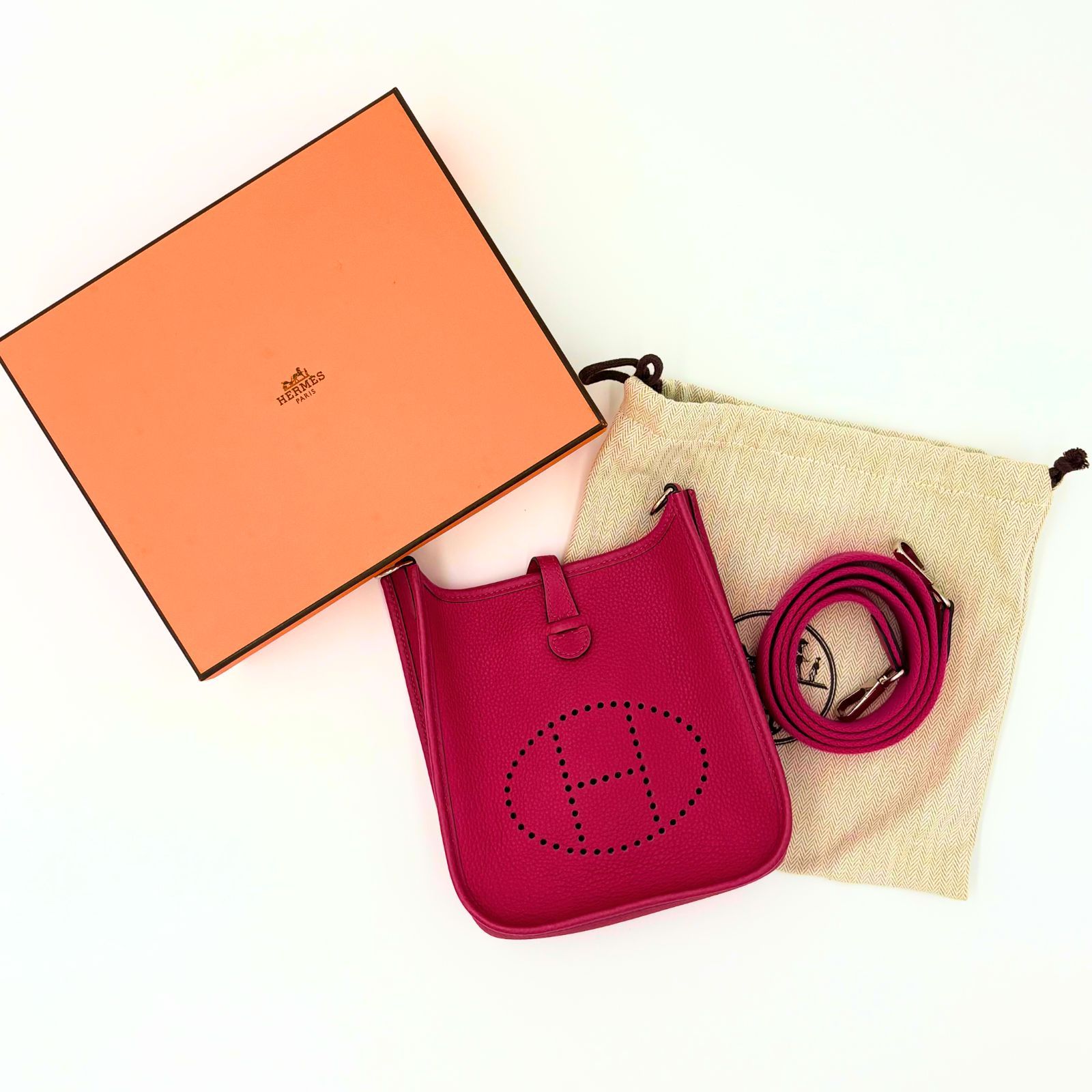 HERMES エルメス エヴリン エブリン TPM Y刻印 ピンク トリヨン