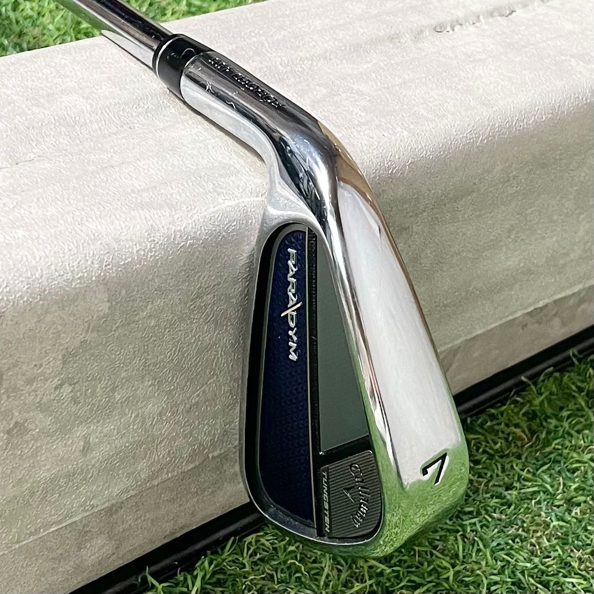 【希少レフティ】　キャロウェイ　パラダイム　メンズゴルフ　アイアン　７番 貴重レフティ！極美品！】Callaway PARADYM キャロウェイ