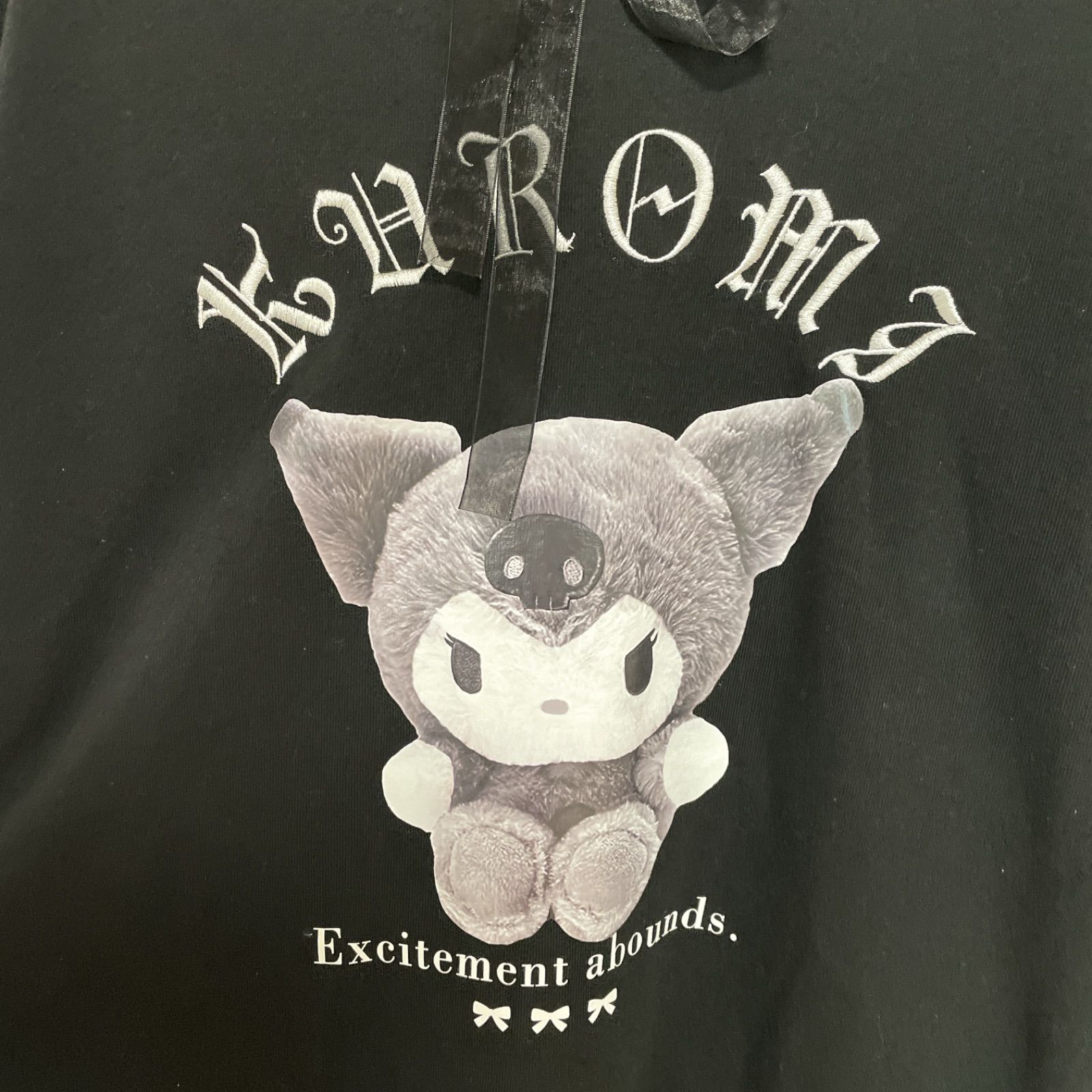 未使用タグ付 Sanrio KUROMI サンリオ クロミ 耳つきパーカー 黒 未使用タグ付 Sanrio KUROMI サンリオ クロミ 耳つきパーカー 黒