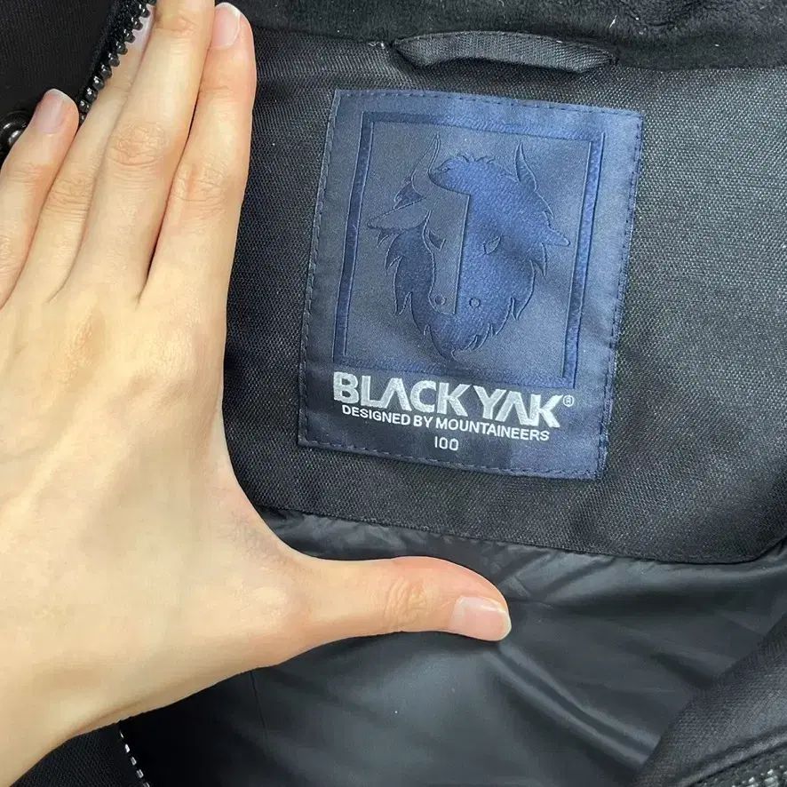 ブラックヤック|ダウン