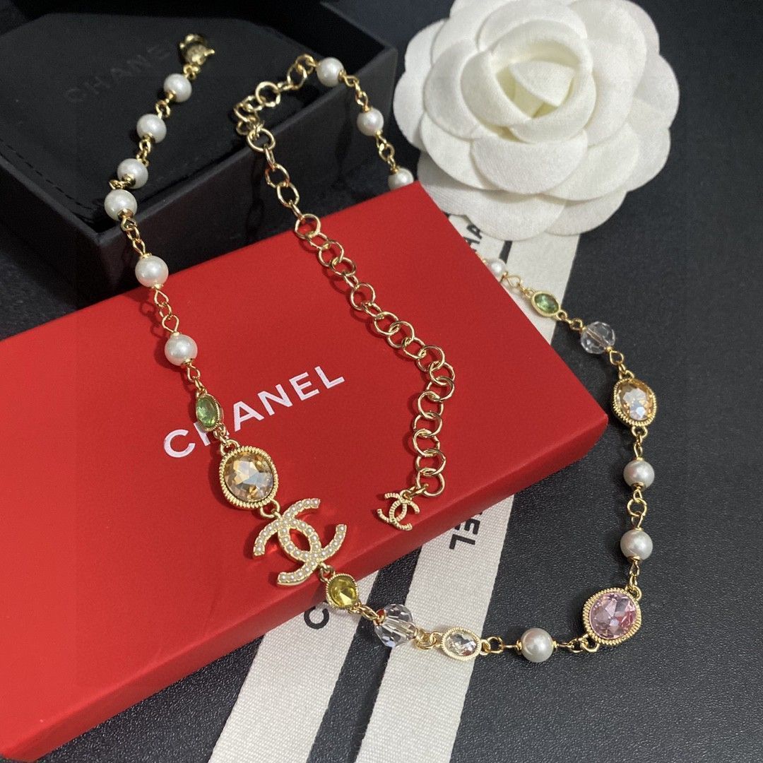 今日特価】Chanel ヴィンテージ アルファベットネックレス 送料