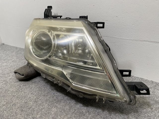 セレナ ハイウェイスター/S/G/RS/RX C25/NC25/CC25/CNC25 純正 後期 右