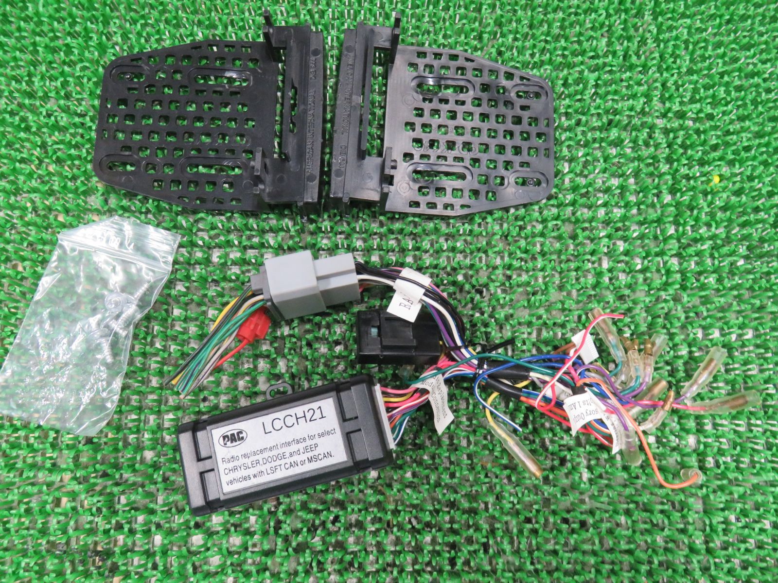 デリカD5 前期 Beat-Sonic DSX-09R 純正オーディオパネル BeatーSonic Beatsonic オーディオキット デリカD:5 前期 CV5W