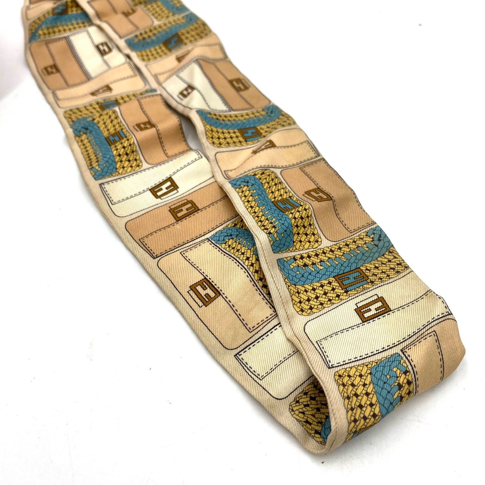 FENDI フェンディ ラッピー ツイリー スカーフ ストール シルク ズッカ