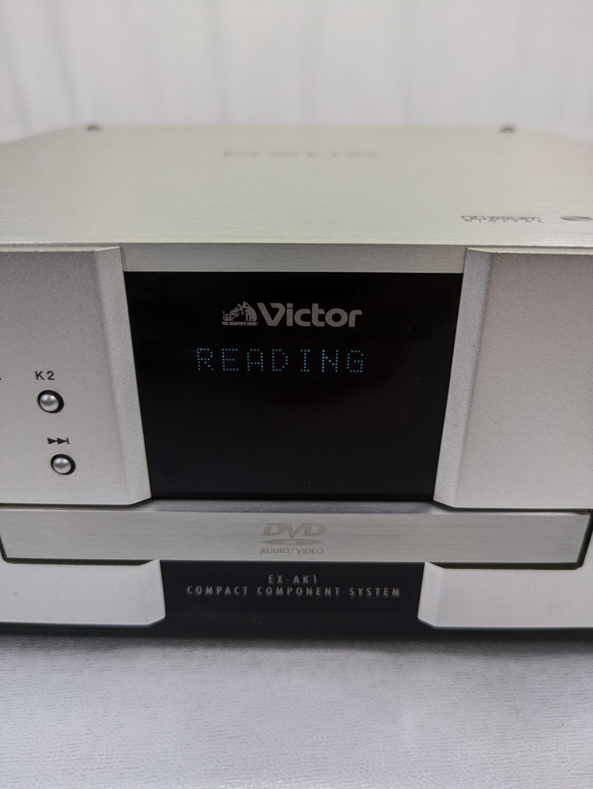 コンパクトコンポーネントDVDシステム