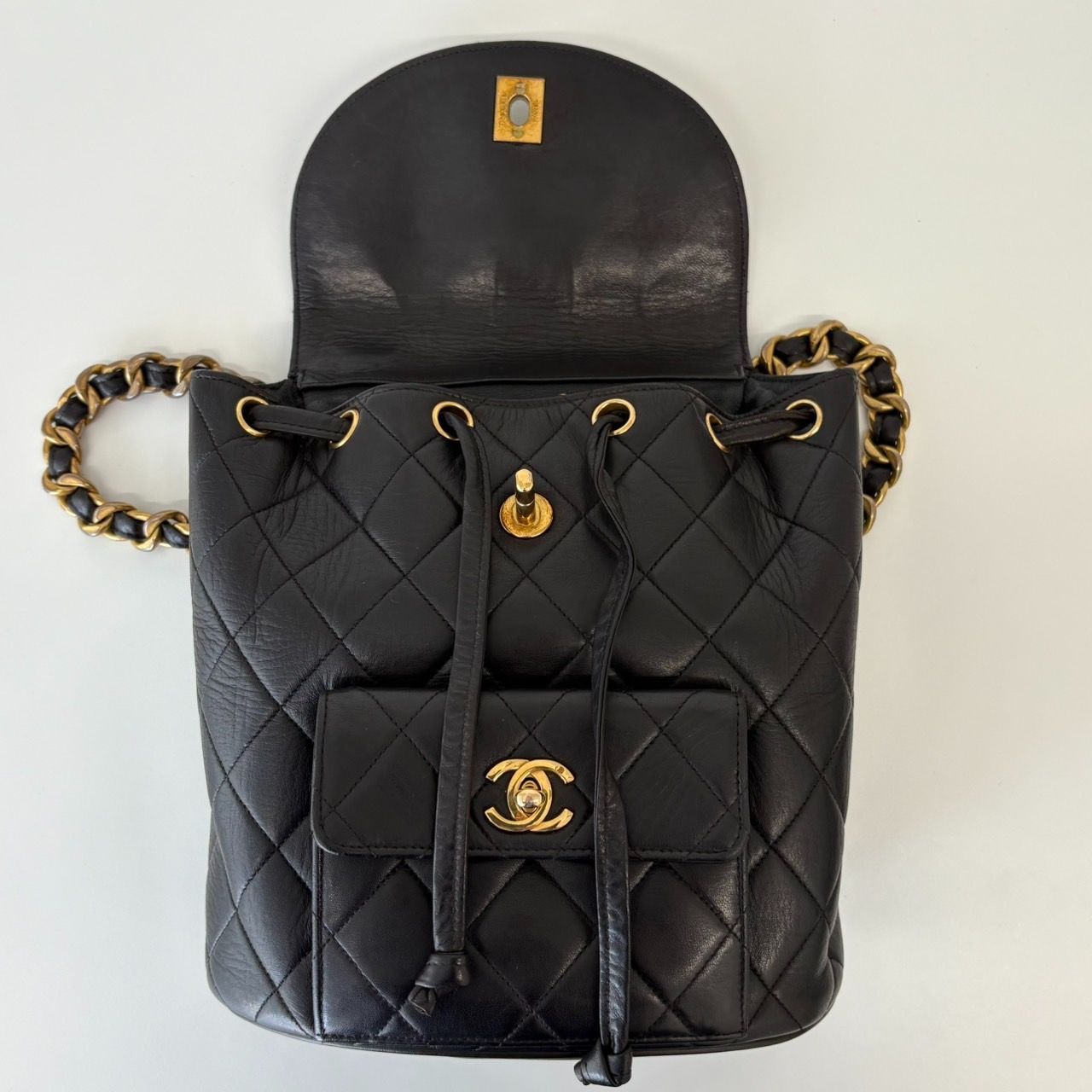 【50％OFF】 マトラッセ シャネル CHANEL リュック レザー バックパック バッグ