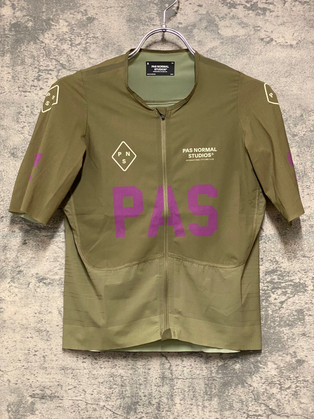 JC435 パスノーマルスタジオ Pas Normal Studios | Men s PAS Mechanism Pro Jersey 半袖 サイクルジャージ ビーチ S