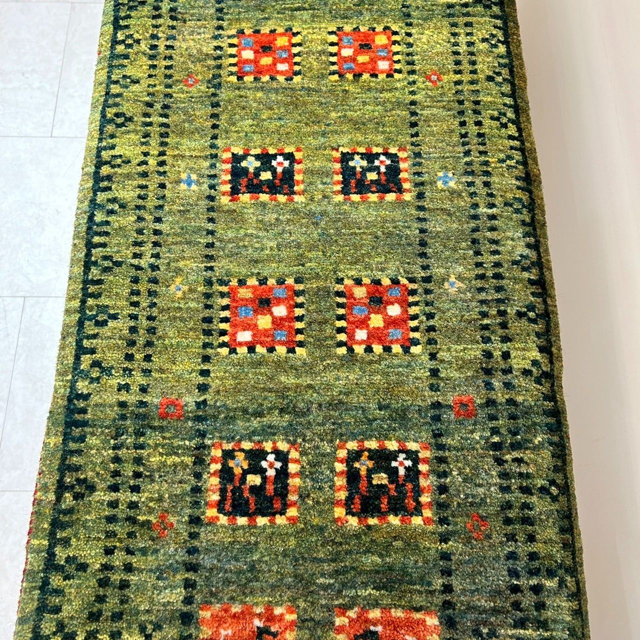トルコヴィンテージラグ レッド 草木柄 116×192cm トルコラグ