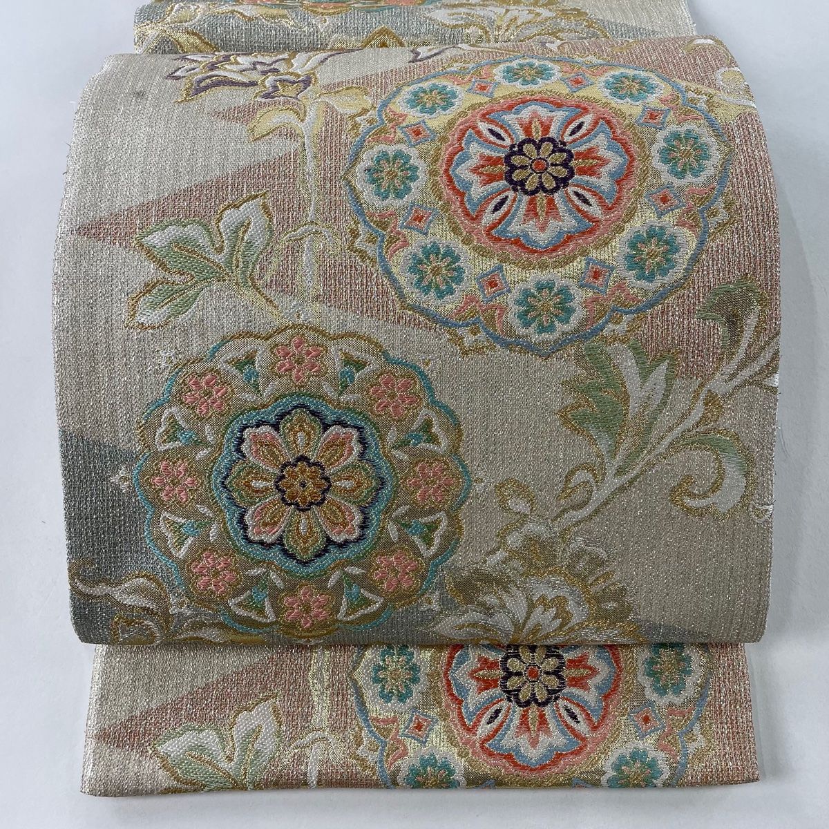 袋帯 名品 天平華紋 草花 刺繍 金銀糸 クリーム 六通 正絹