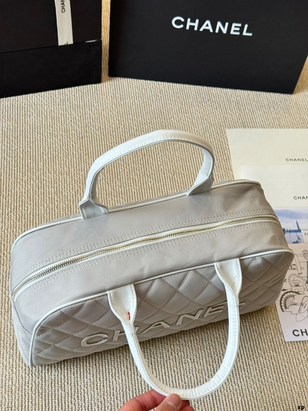 今日特価】Vintage CHANEL ボウリング ショルダーバッグ-MM輸入