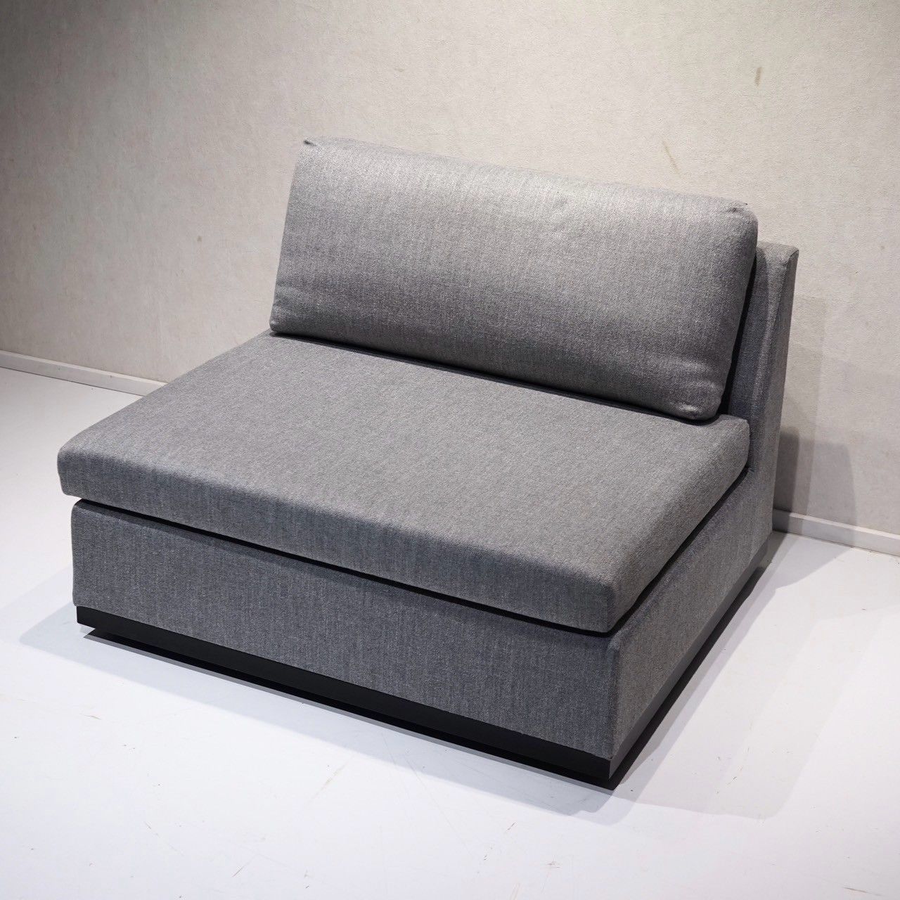 Ritzwell/リッツウェル DIANA/ダイアナ オットマン a DIANA（ダイアナ）｜Sofas｜Ritzwell（リッツウェル）