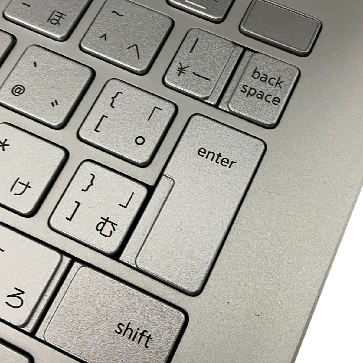 Dell Inspiron 5390 13.3インチ ノート PC i3-8145U 2.10GHz 4GB SSD 128GB 64 Win 11 Home T10475159 CHRISTIANNAURATH_COM_BR