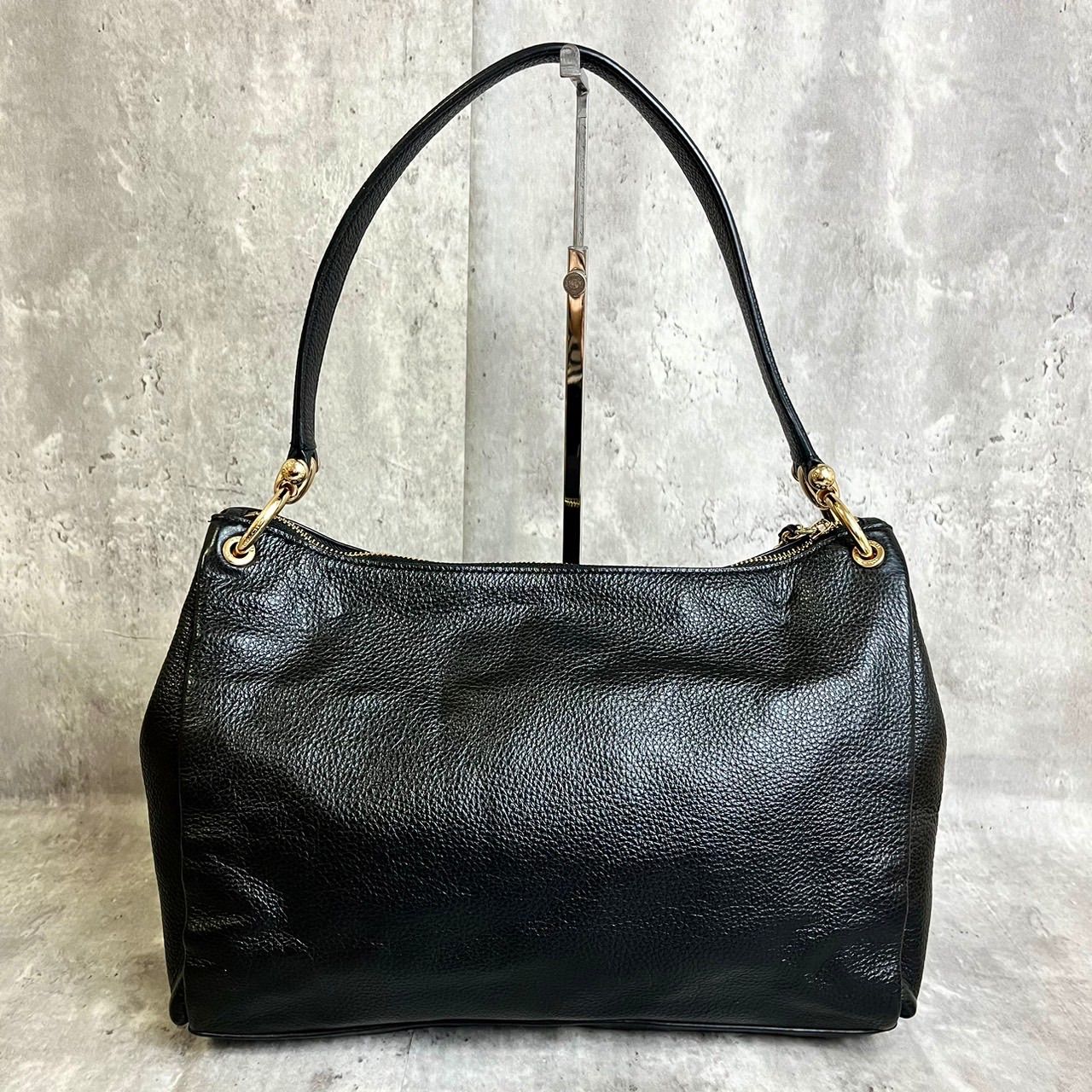 良品　コーチ　2way ボストンバッグ　ショルダーバッグ　ロゴ型押し　大容量　黒 極美品 COACH コーチ ナイロン ボストンバッグ 2way 黒 肩掛け