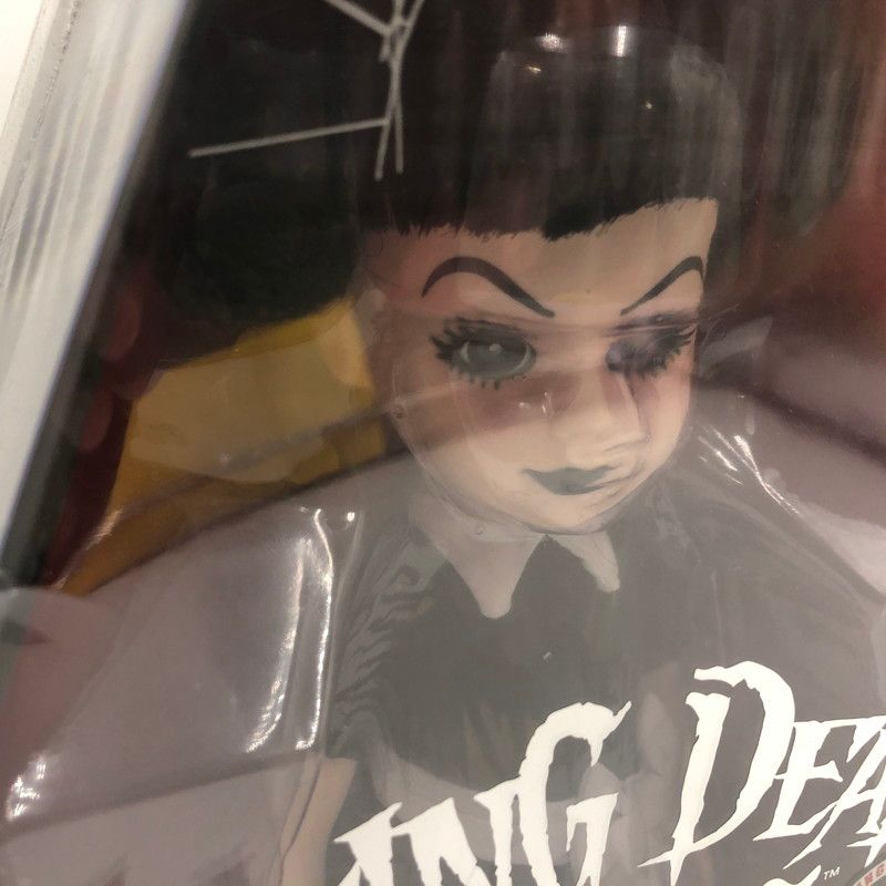 中古品】 Living dead dolls Mystery Collection Sadie リビング