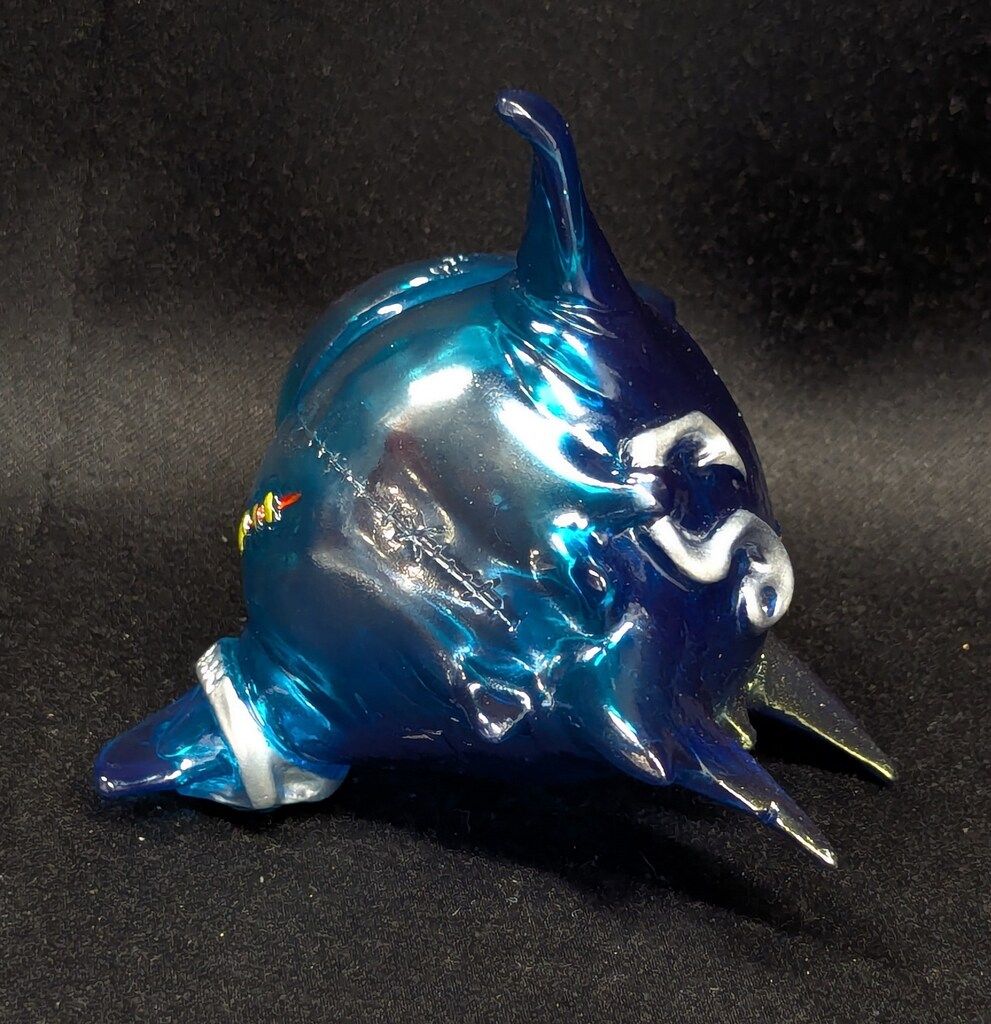 Kagemaru Designs メガどん 墓場の画廊 クリアブルー成型 ソフビ