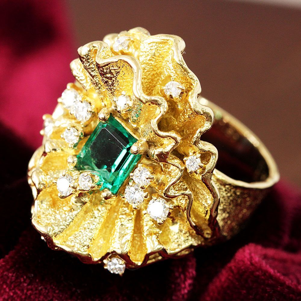 濃緑 芸術作品コロンビア産 1.2ct エメラルド ダイヤ K18 yg リング 