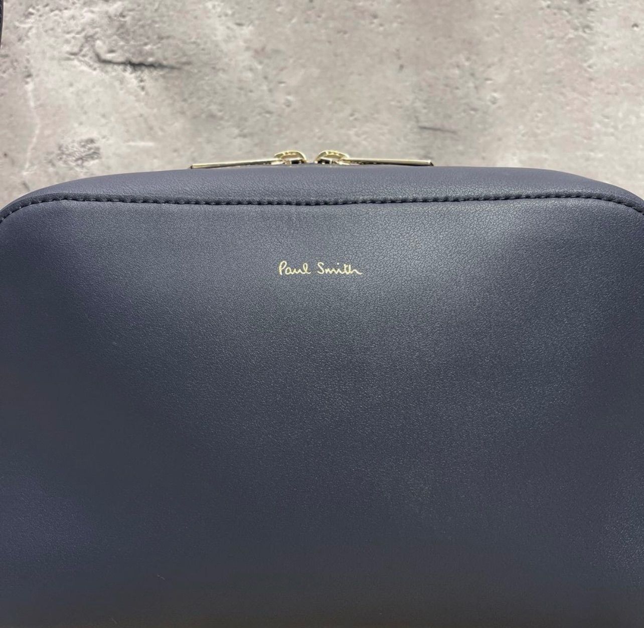 【未使用】Paul Smith ポール スミス ショルダーバッグ　タグ付新品 ほぼ未使用！✨Paul Smith ポールスミス ショルダーバッグ ネイビー 美