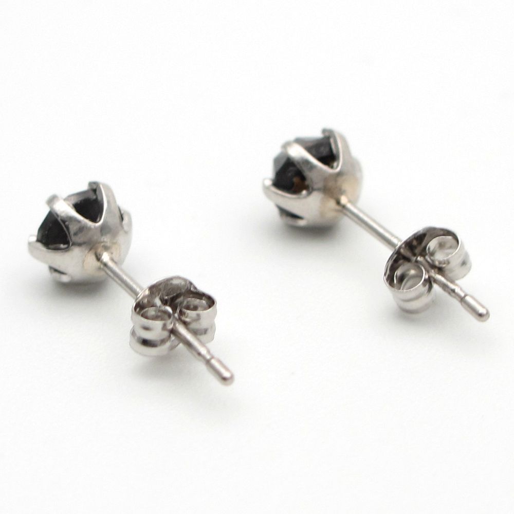 中古品)ブラックダイヤ 0.25×2 PT900