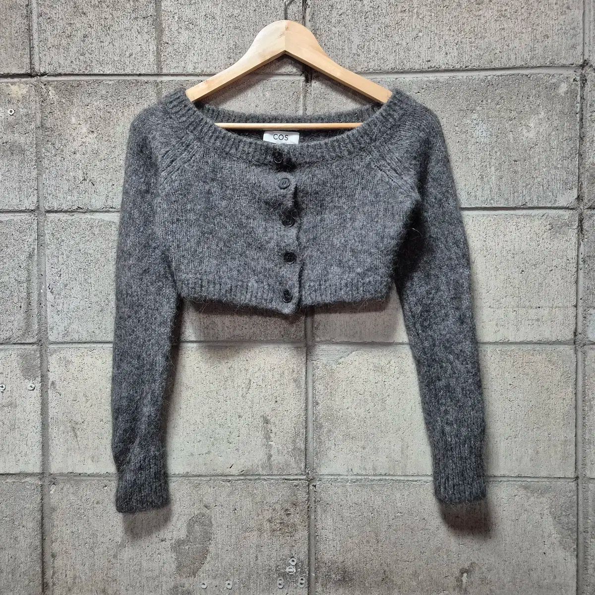 【美品】コス/COS ウールカーディガン CROPPED WOOL CARDIGAN ウールショート丈カーディガン｜COS コス