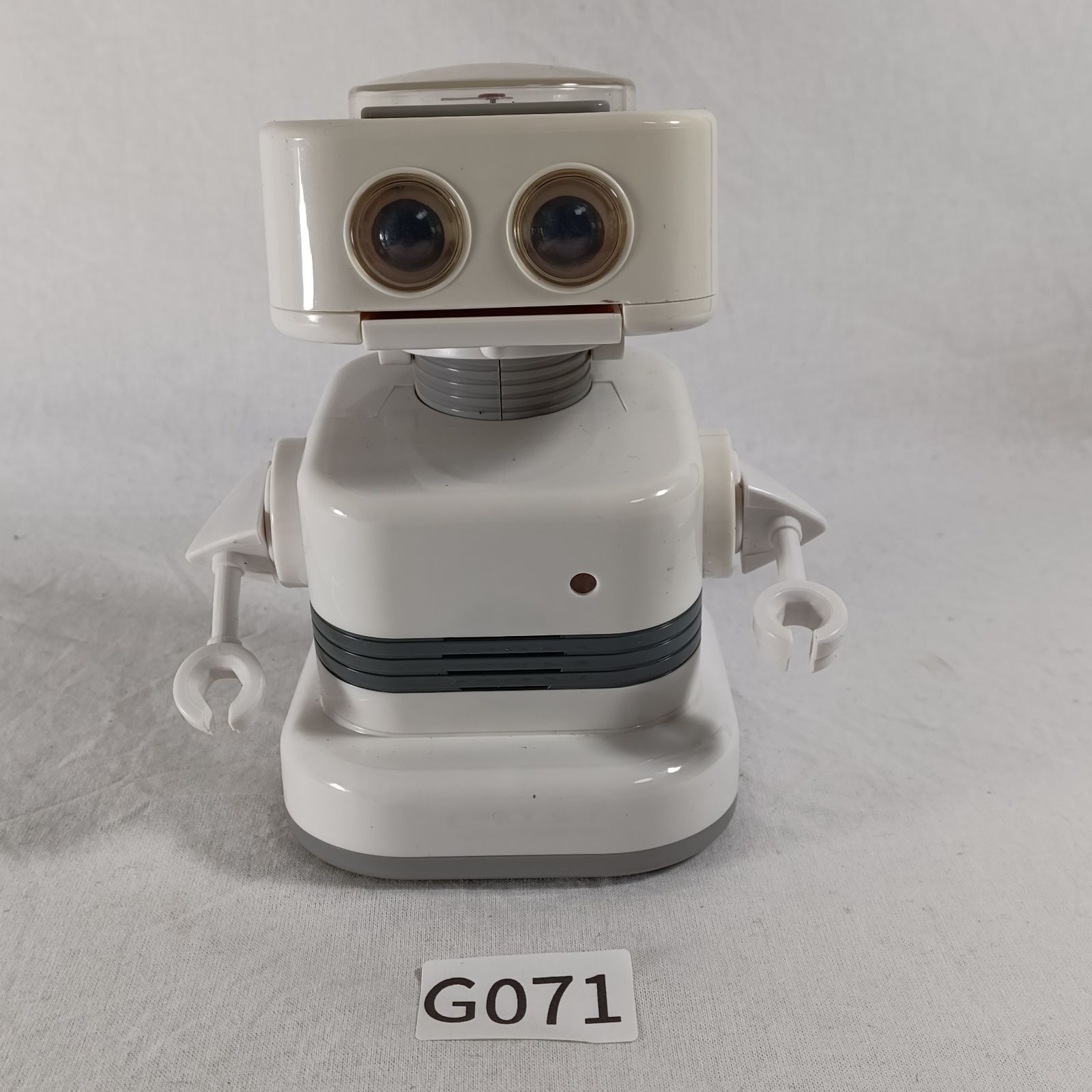 タカラトミー Omnibot Charmy 爆 笑太郎 電波時計 - メルカリ