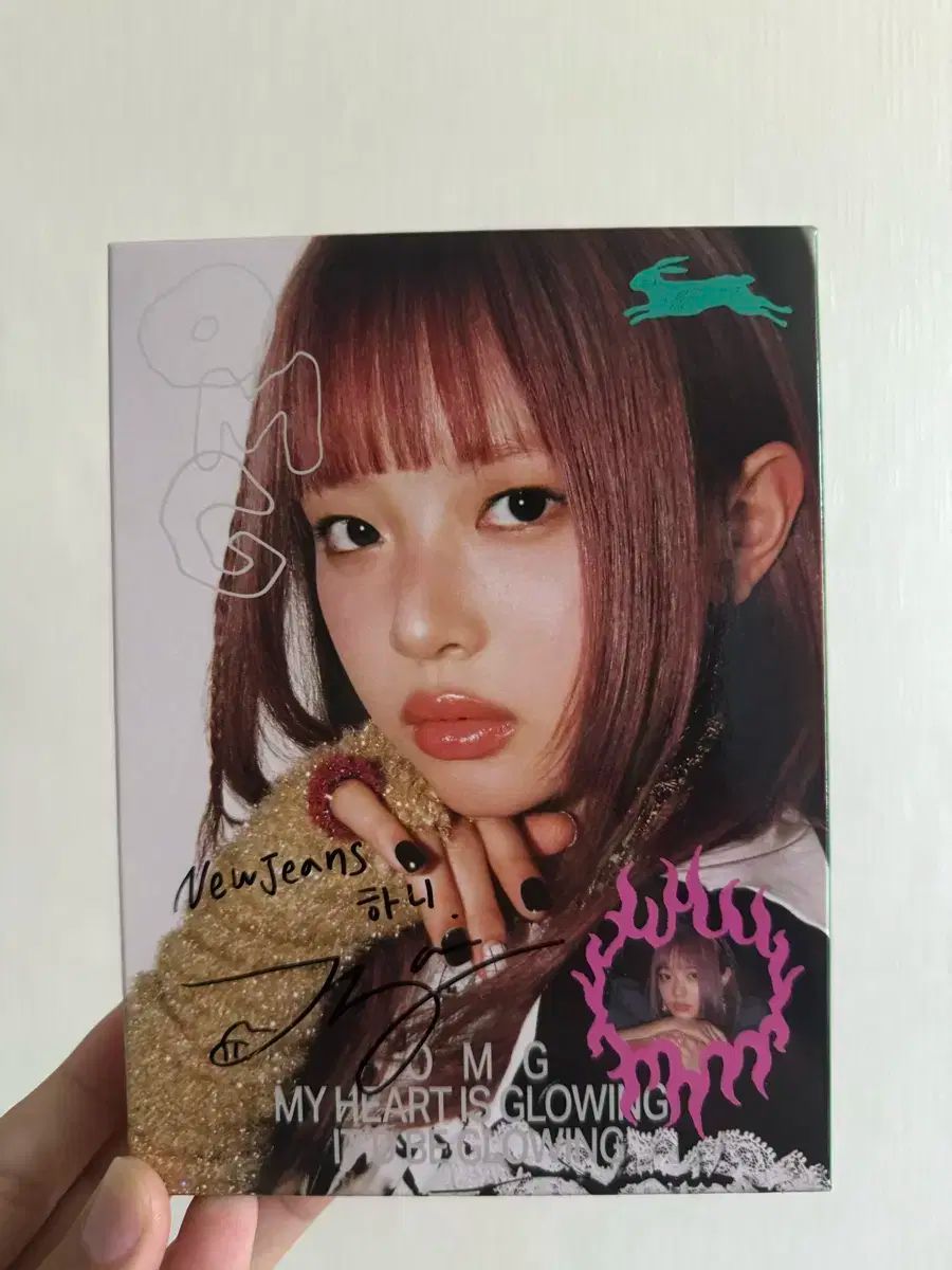 NewJeans(ニュージーンズ・ニュジ) ハニ(HANNI) BUNNIES CAMP ファット