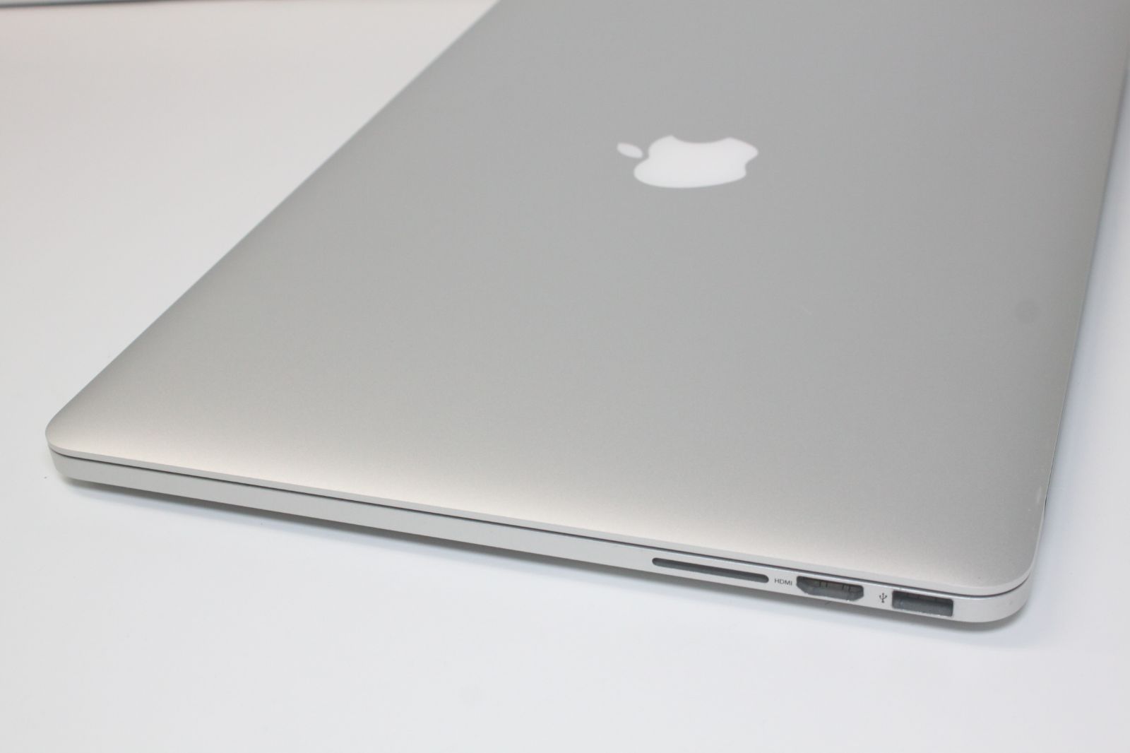 MacBook Pro（Retina,15インチ,Mid 2014）256GB/16GB〈MGXA2J/A〉⑤