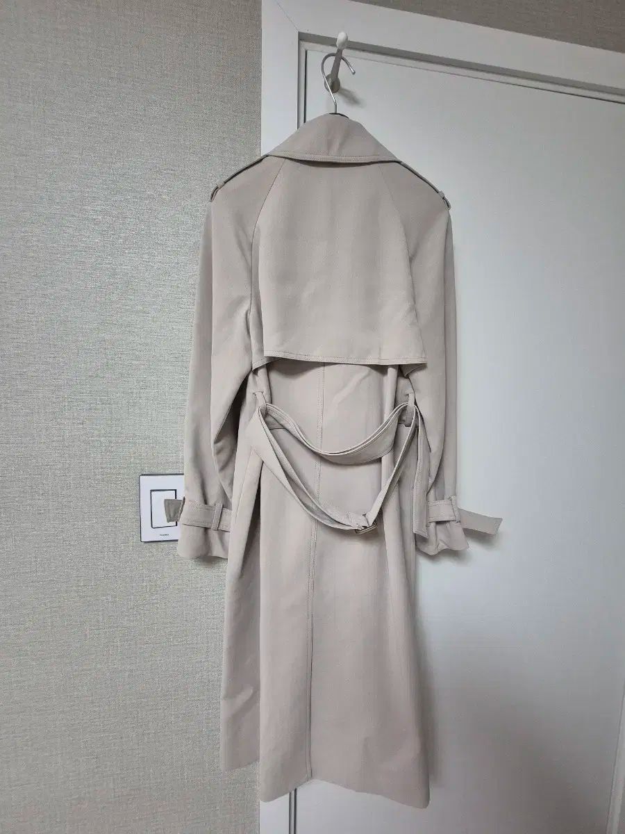 リスト ソフト ベルト付き トレンチコート 55