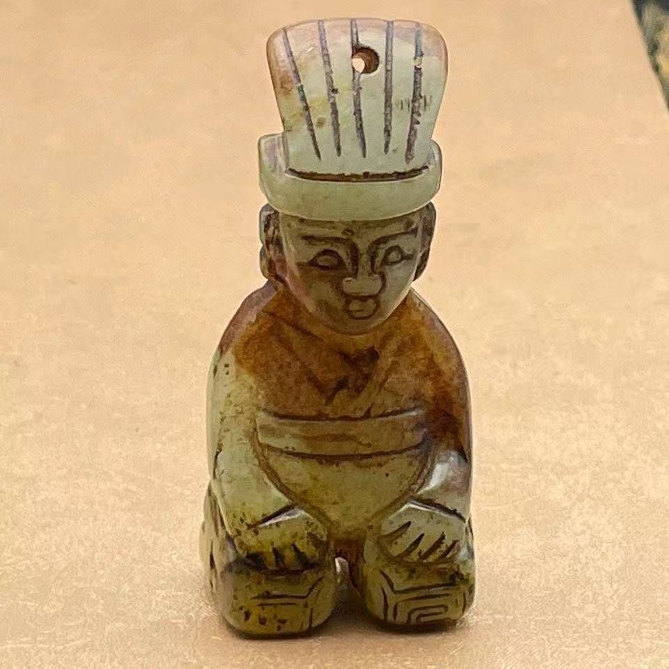 玉石彫刻 布袋像 岫玉 中国美術 台付 箱付 M 玉石彫刻 布袋像 岫玉 中国美術 台付 箱付 M（岫玉像- Top 50件