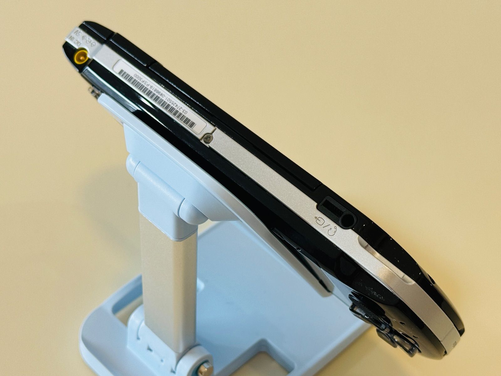 本体＋8GBメモリースティック