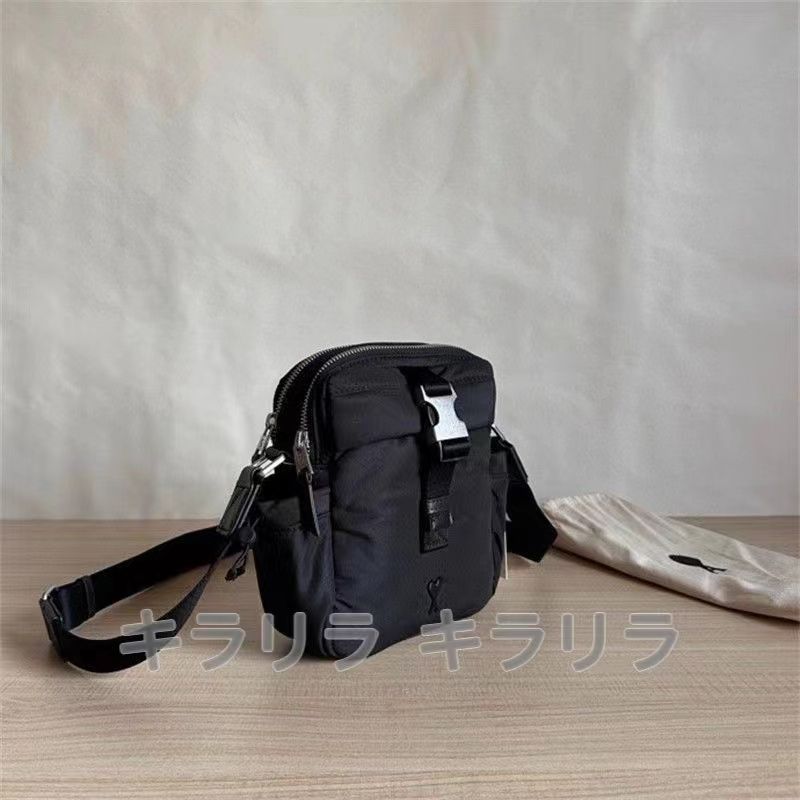 新品 未使用 AMI PARIS アミパリス ボディバッグ ショルダーバッグ  