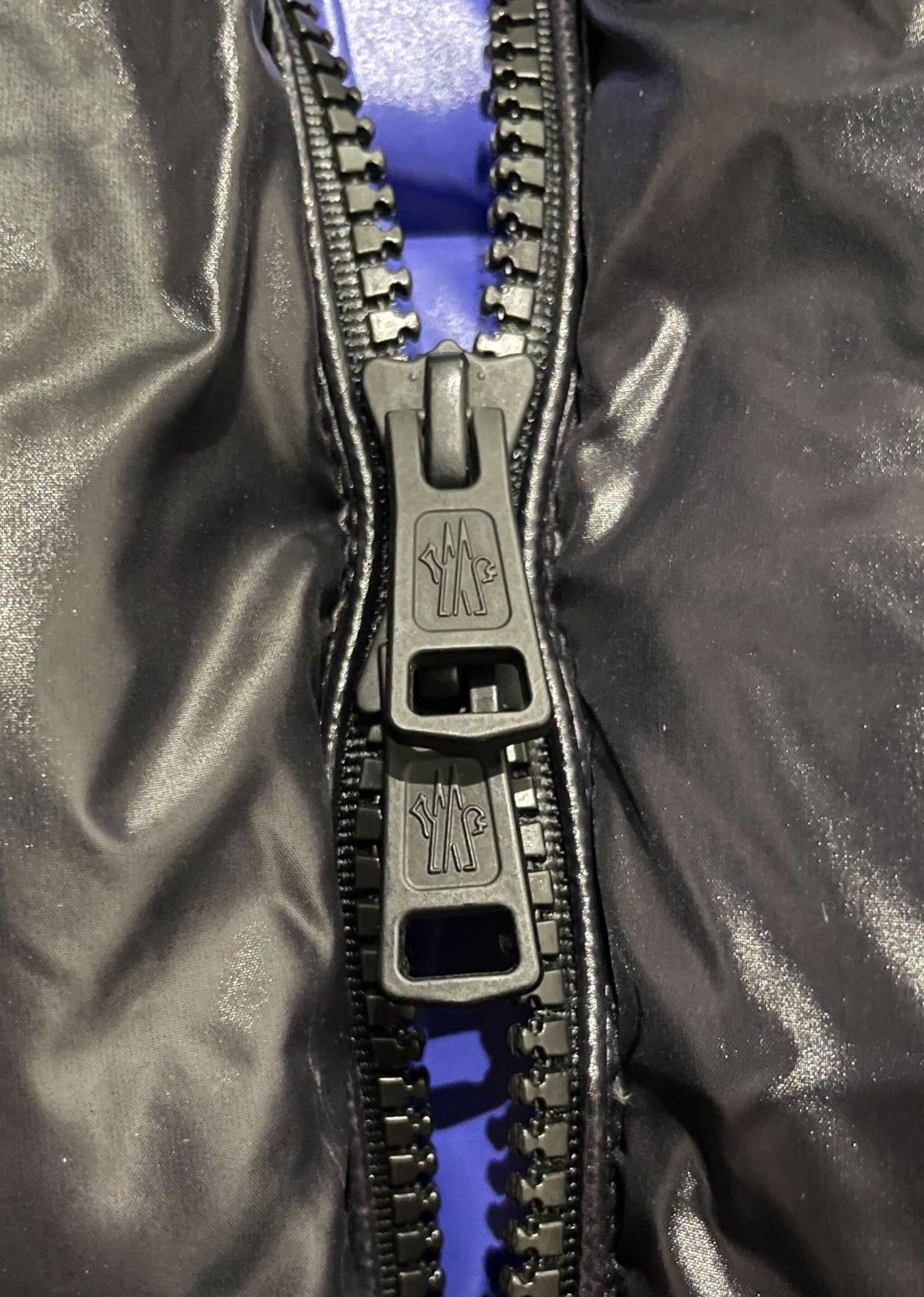 極美品✨ MONCLER モンクレール MOYADE トレンチコート 黒 1 楽天市場】【MONCLER/モンクレール/LABURNUM/ラバーナム