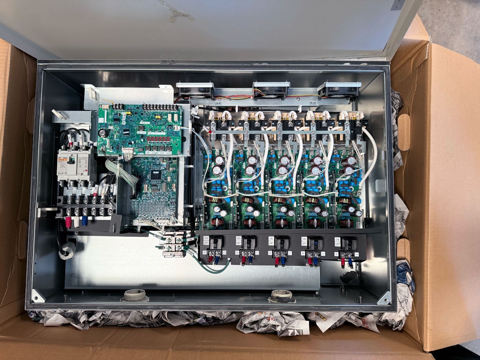 EneTelus 三相9.9kW パワコン EPU-E-T99P-SF (中古) - メルカリ