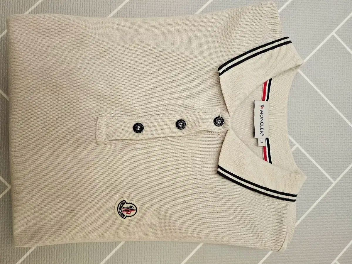 MONCLER モンクレール