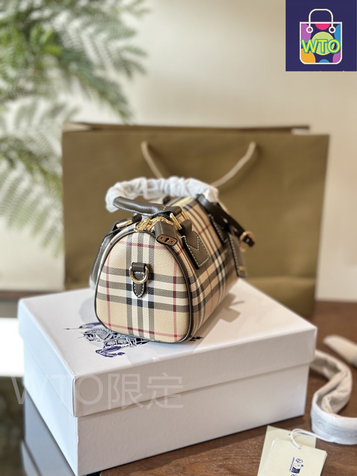 今日特価】Burberry バーバリー 新しいカラーリングのクラシック