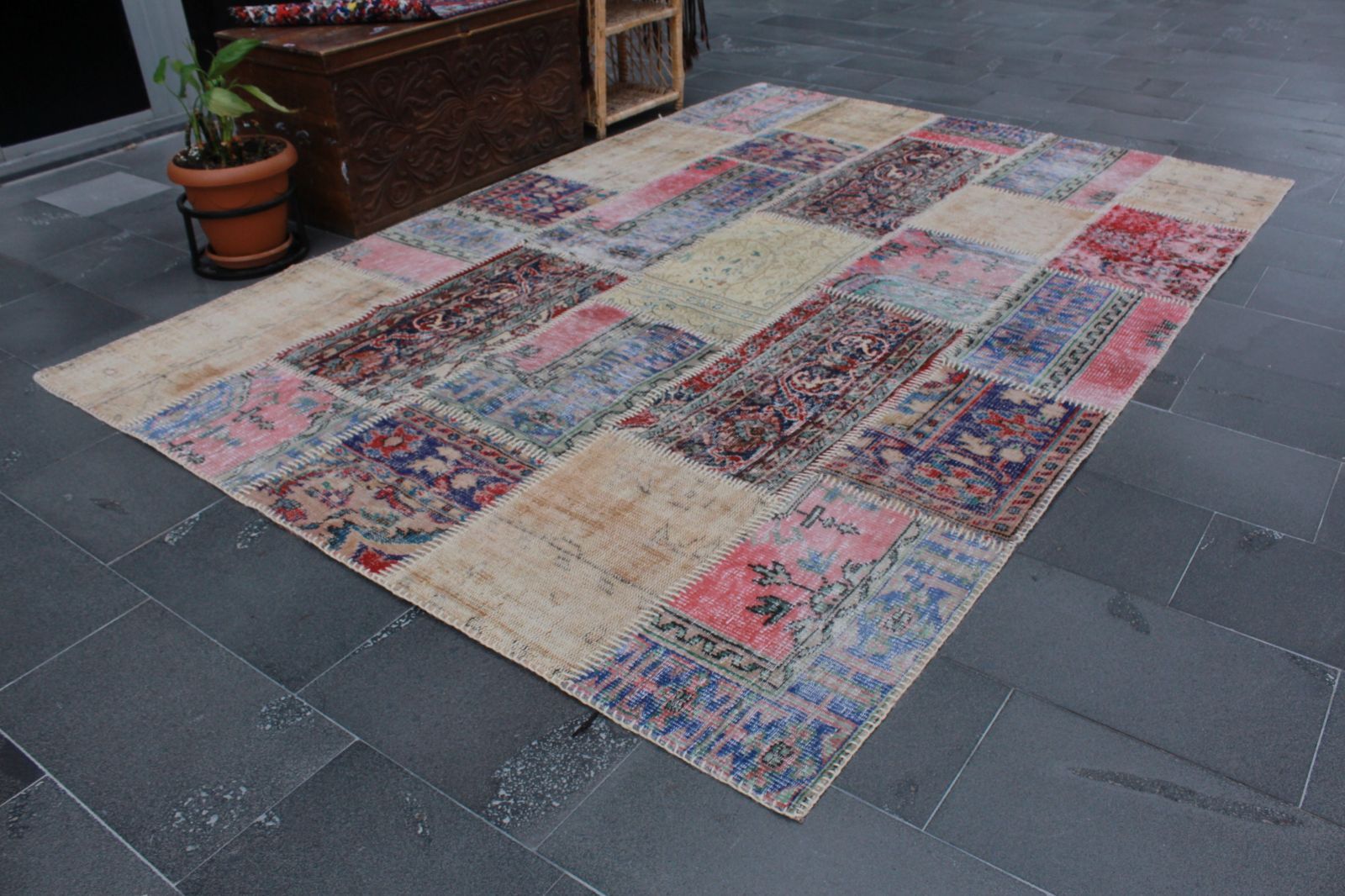 カイセリ製トルコ絨毯 手織り ラグ（素材：綿、ウールサイズ：201 x 295 cm）