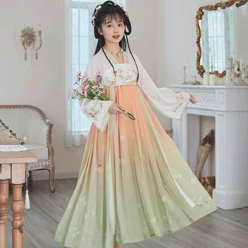 HF-187 豪華刺繍 漢服 かんふく 古風衣装 レトロ風 中華ロリータ