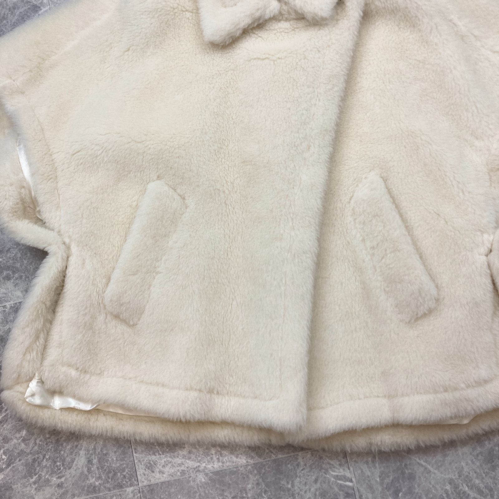 ✨未使用級✨ MAX MARA マックスマーラ テべ テディベアケープ