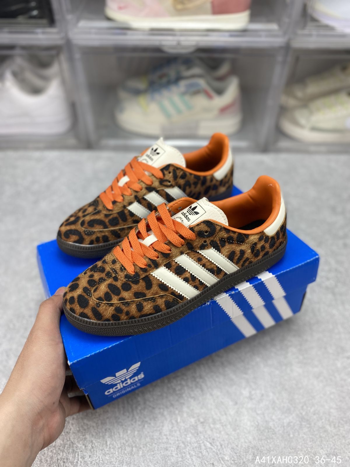24.5】アディダスオリジナルス サンバ OG レオパード/プリラブドレッド
