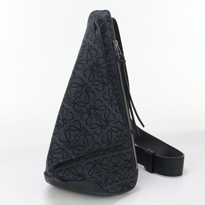 LOEWE ロエベ アントン スリング アナグラム LO86845 ボディ