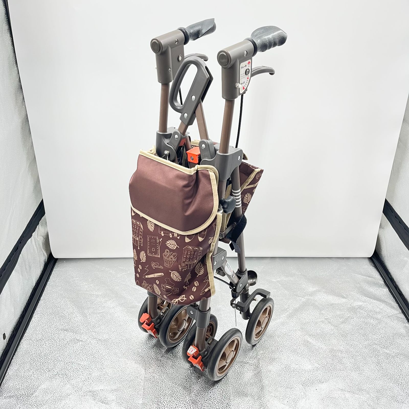 アクトモア パピー ブラウン 折りたたみ歩行器 シルバーカー 360°回転