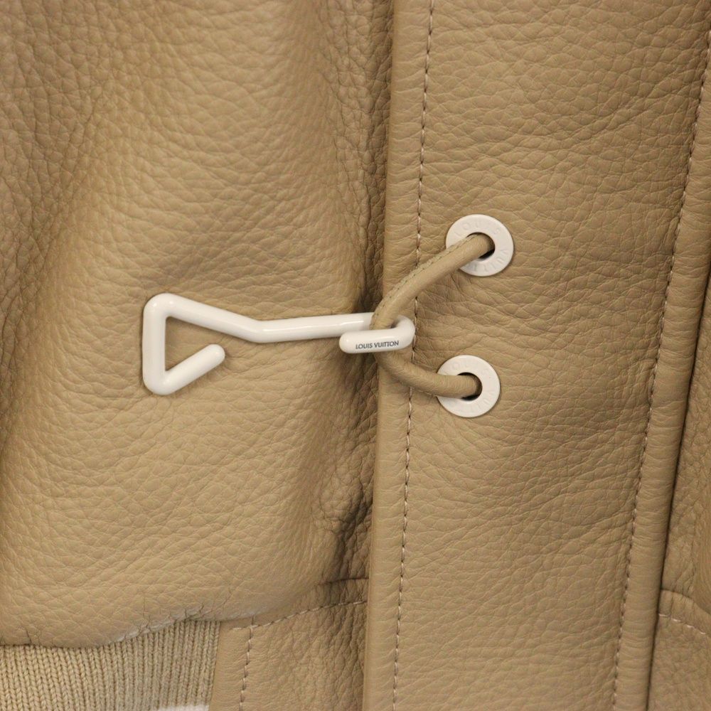 LOUIS VUITTON (ルイヴィトン) ロゴデザインレザージャケット ベージュ