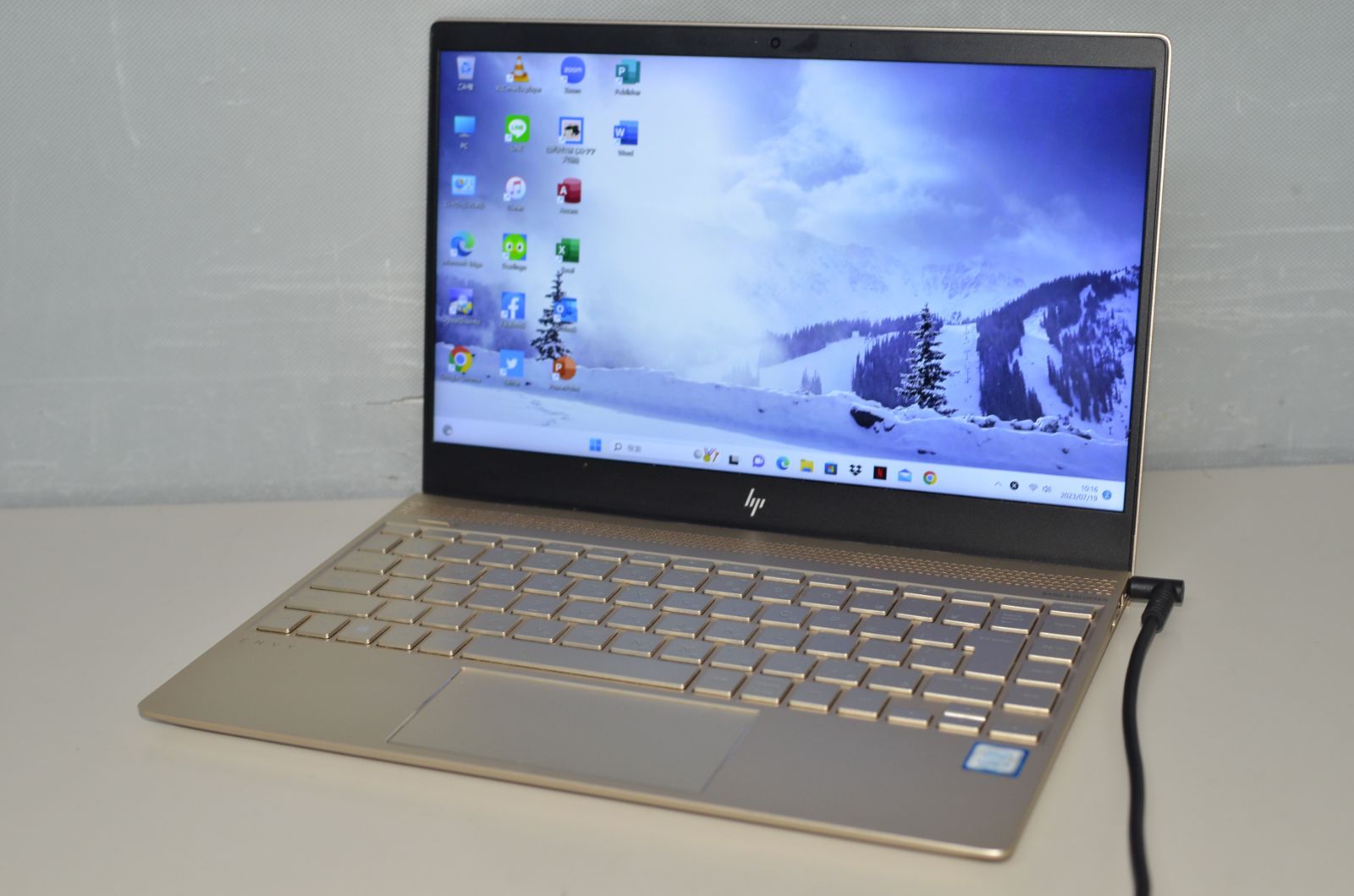 中古軽量ノートパソコン Windows11+office 爆速SSD512GB HP ENVY 13